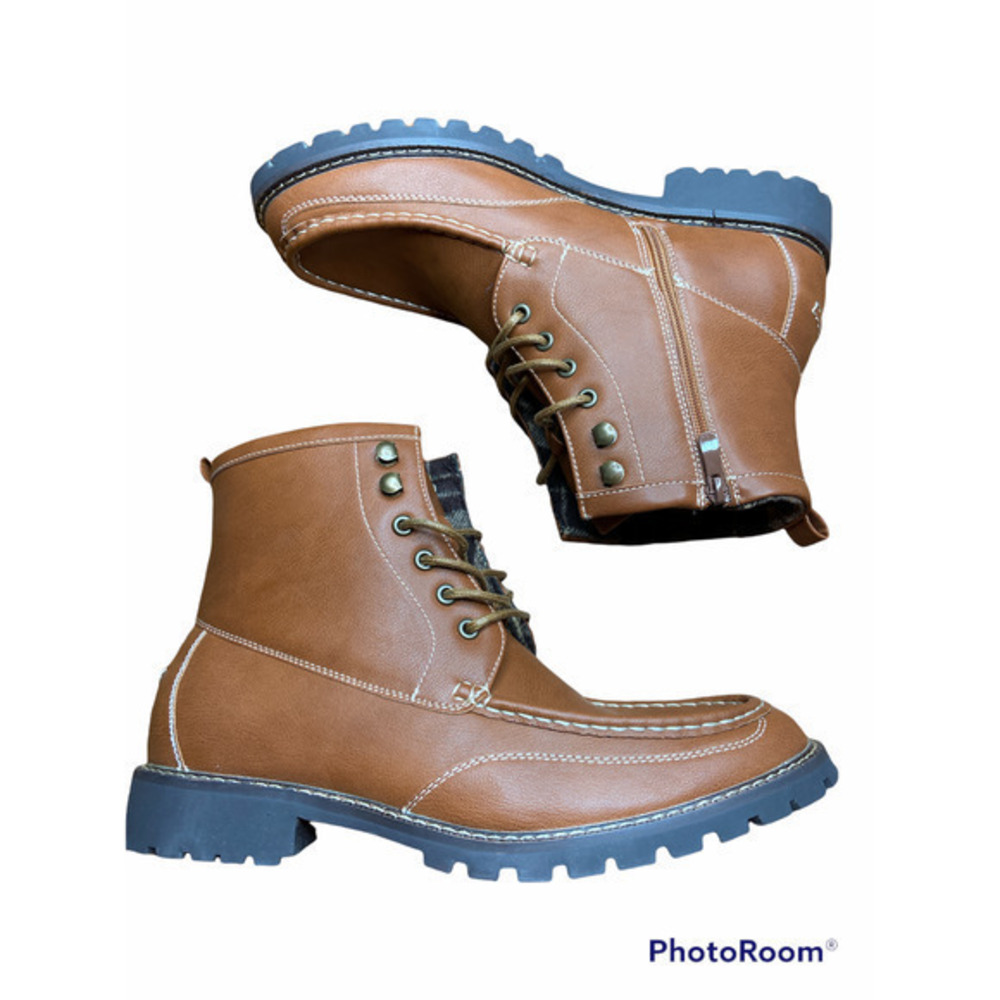 Bruno Marc Light brown insulated boot size 10 1/2